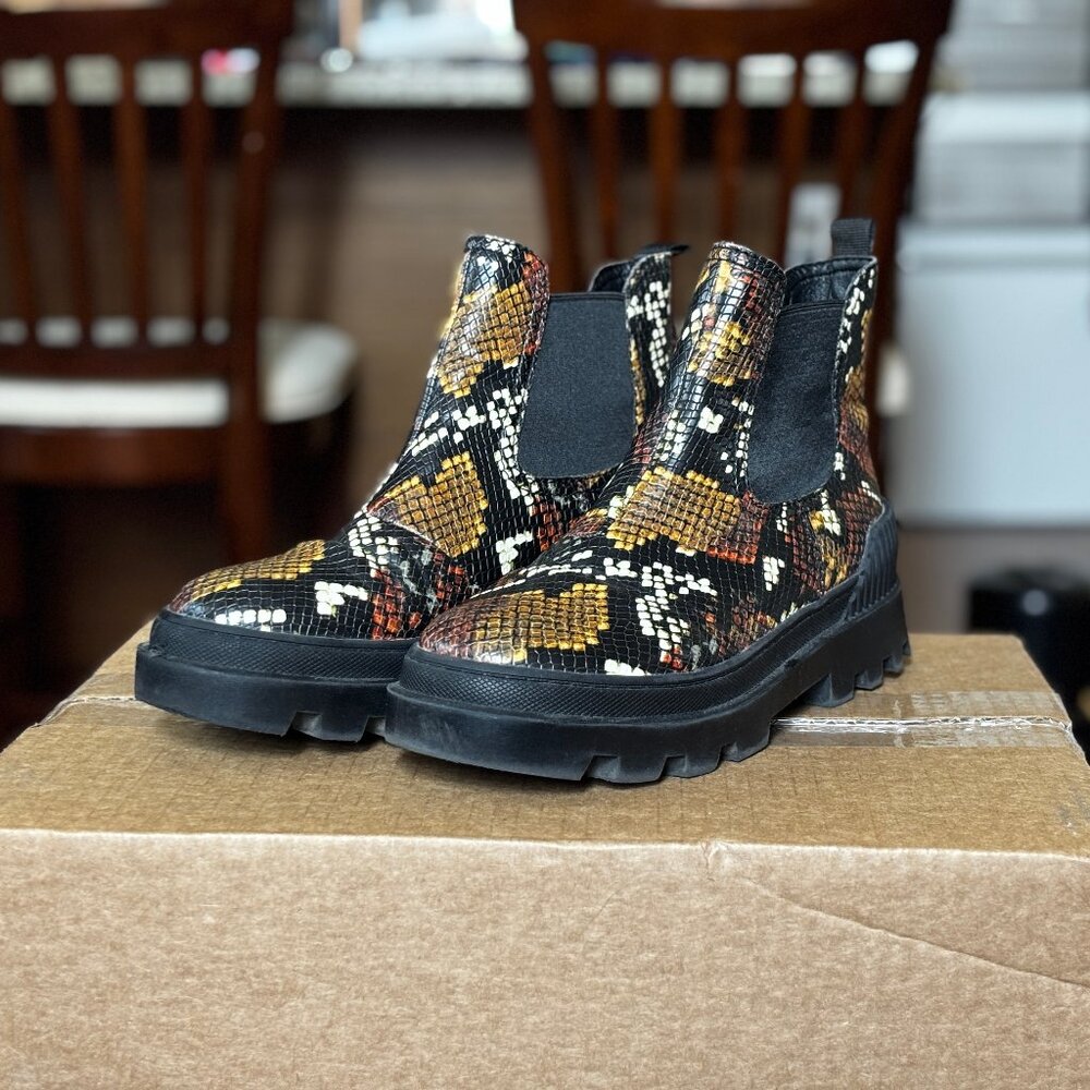 Circus Brand Combat Chelsea Boots - Faux Snake Skin - Size 8